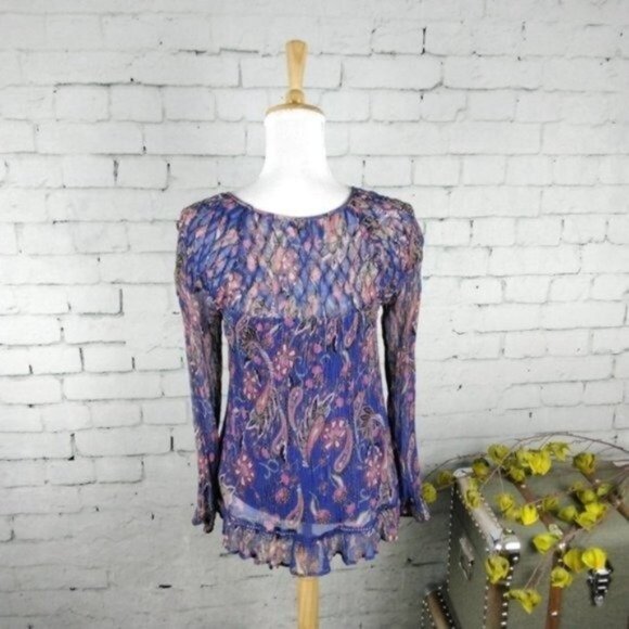 Sundance Paisley Diamond Smocked Top Blue XS - Picture 4 of 8